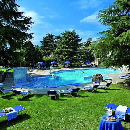 Hotel Terme Bologna อาบาโนแตร์เม ภายนอก รูปภาพ